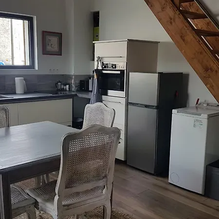 Nouveau Beaulieu A 펜션 *