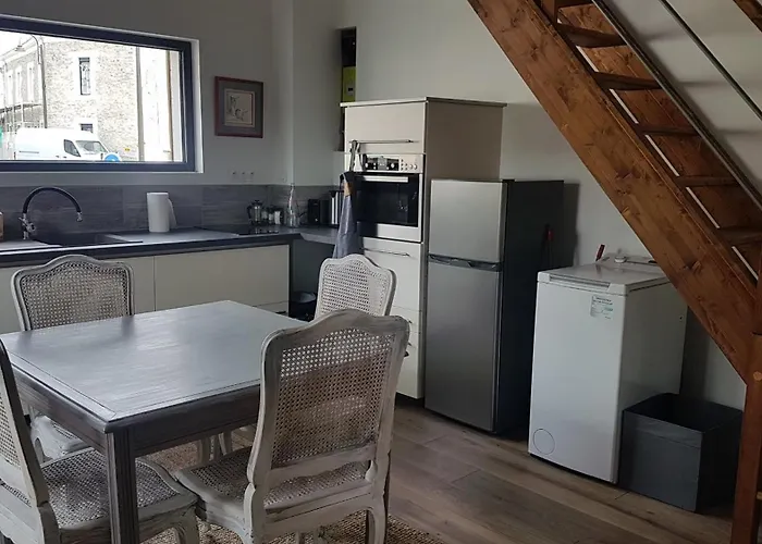 Nouveau Beaulieu A 펜션 *